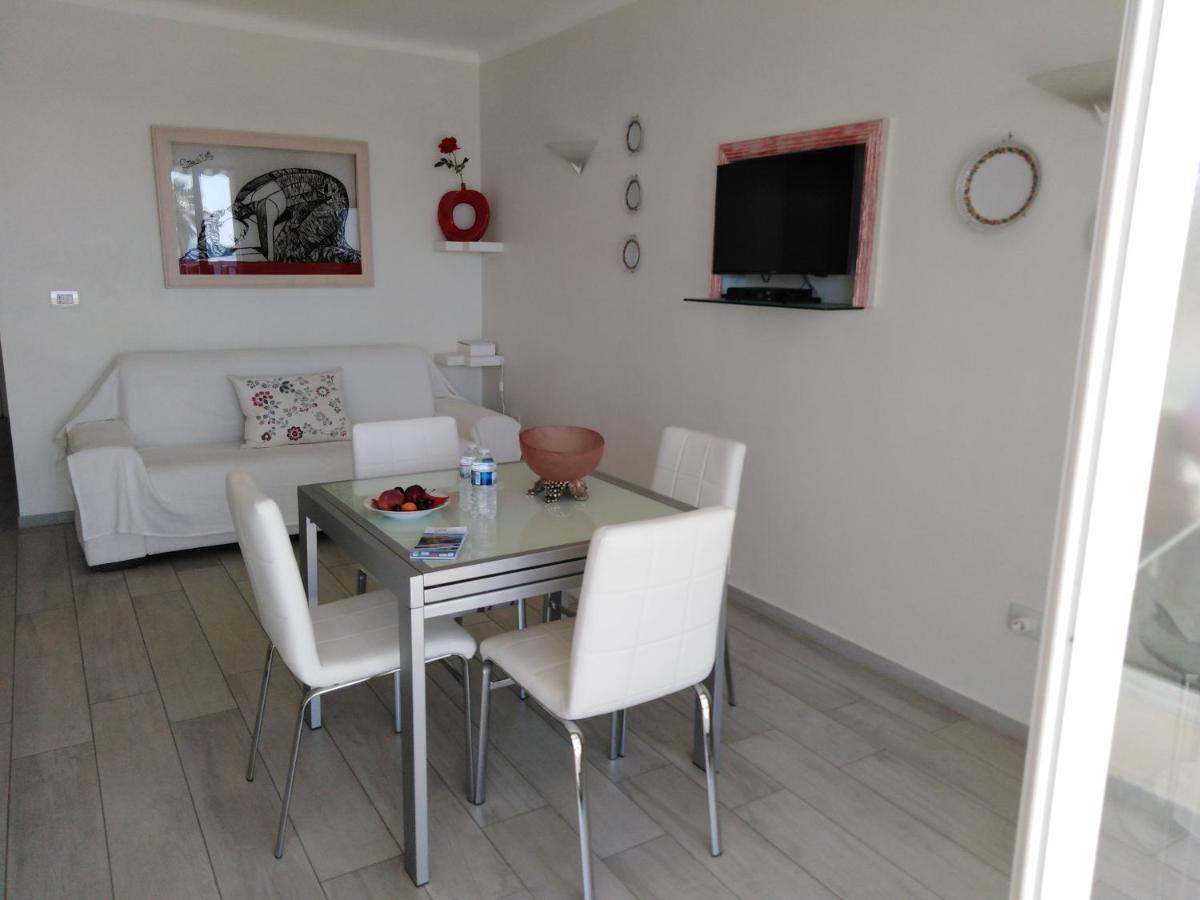 Le Palais Du Tropique Appartement Vue Mer 5E Etage Avec Ascenseur Juan-les-Pins Buitenkant foto