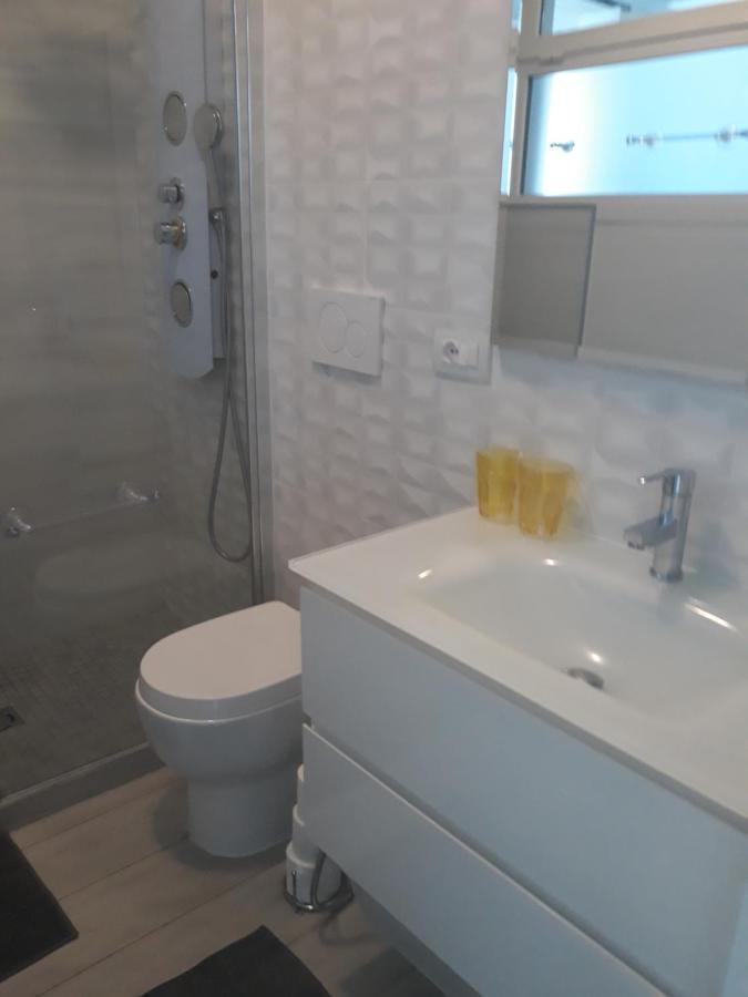 Le Palais Du Tropique Appartement Vue Mer 5E Etage Avec Ascenseur Juan-les-Pins Buitenkant foto